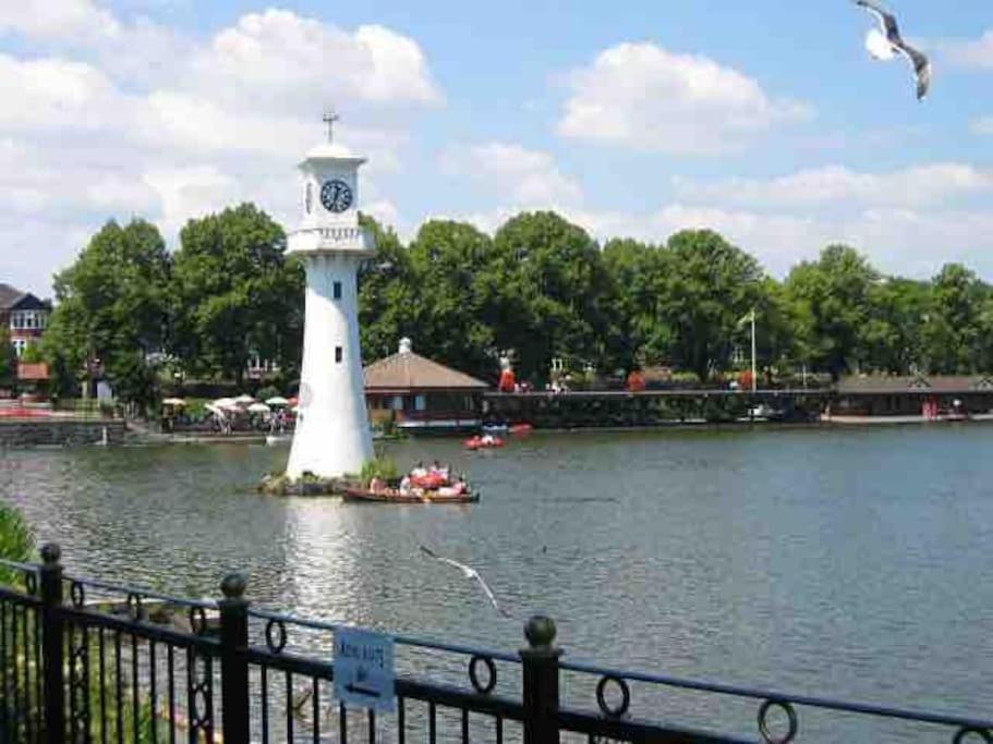 Spacious 2 Bed Apartment, Close To Village Shops Cardiff Esterno foto